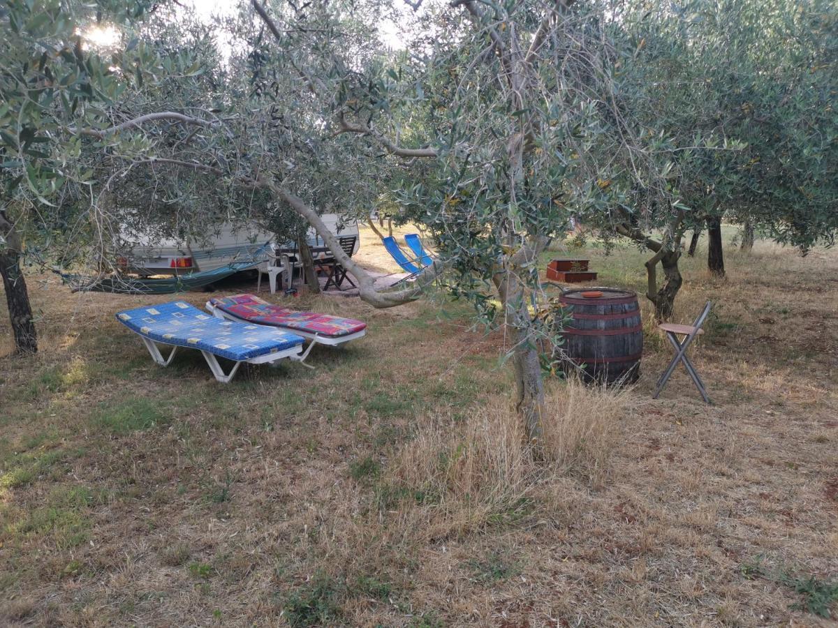 Jacuzi Cottage In The Olive Grove PUY Exterior foto